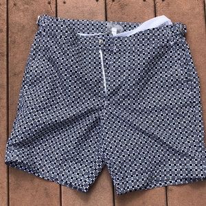 Express black-&-white geometric print bathing suit